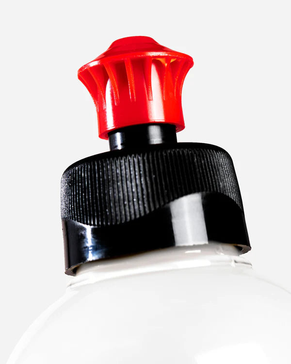 ملابس آدم الجلدية والداخلية