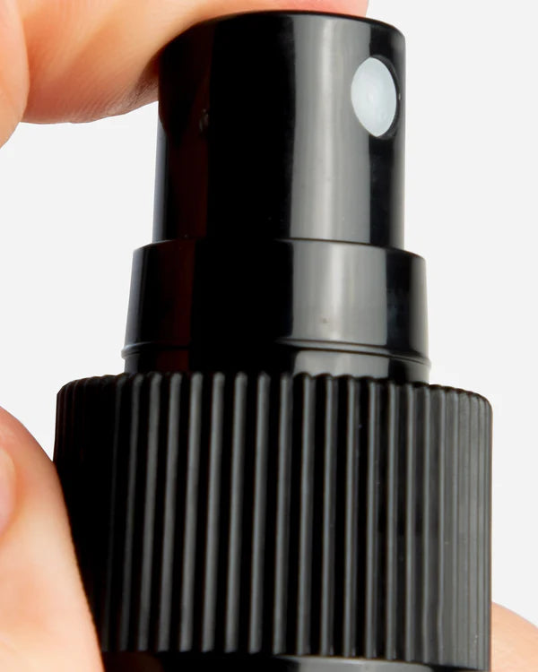 معطر جو آدم السائل